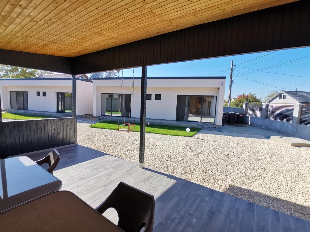 Casutele Amaliei Hotel Corbu  Kültér fotó