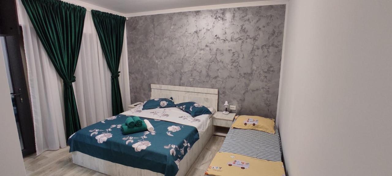 Casutele Amaliei Hotel Corbu  Kültér fotó