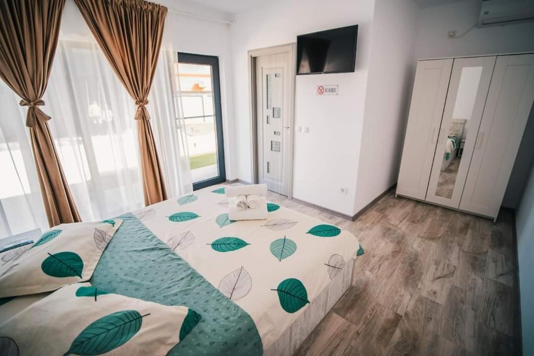 Casutele Amaliei Hotel Corbu  Kültér fotó