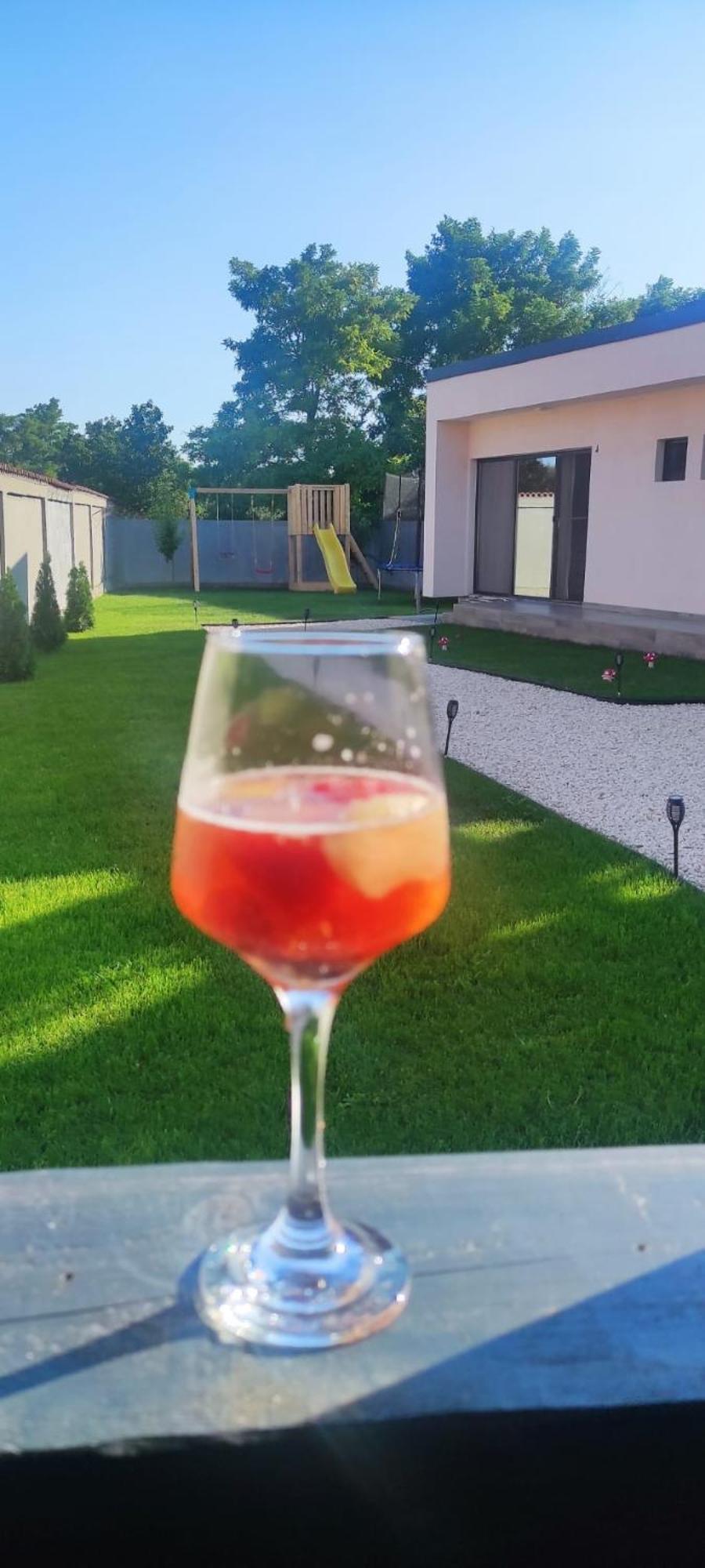 Casutele Amaliei Hotel Corbu  Kültér fotó